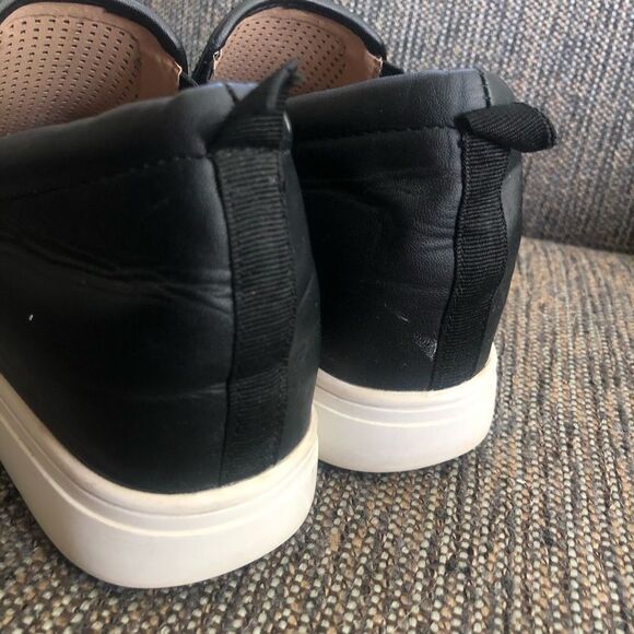 Steve Madden Scramble Black Perforated 7 - Picture 7 of 9